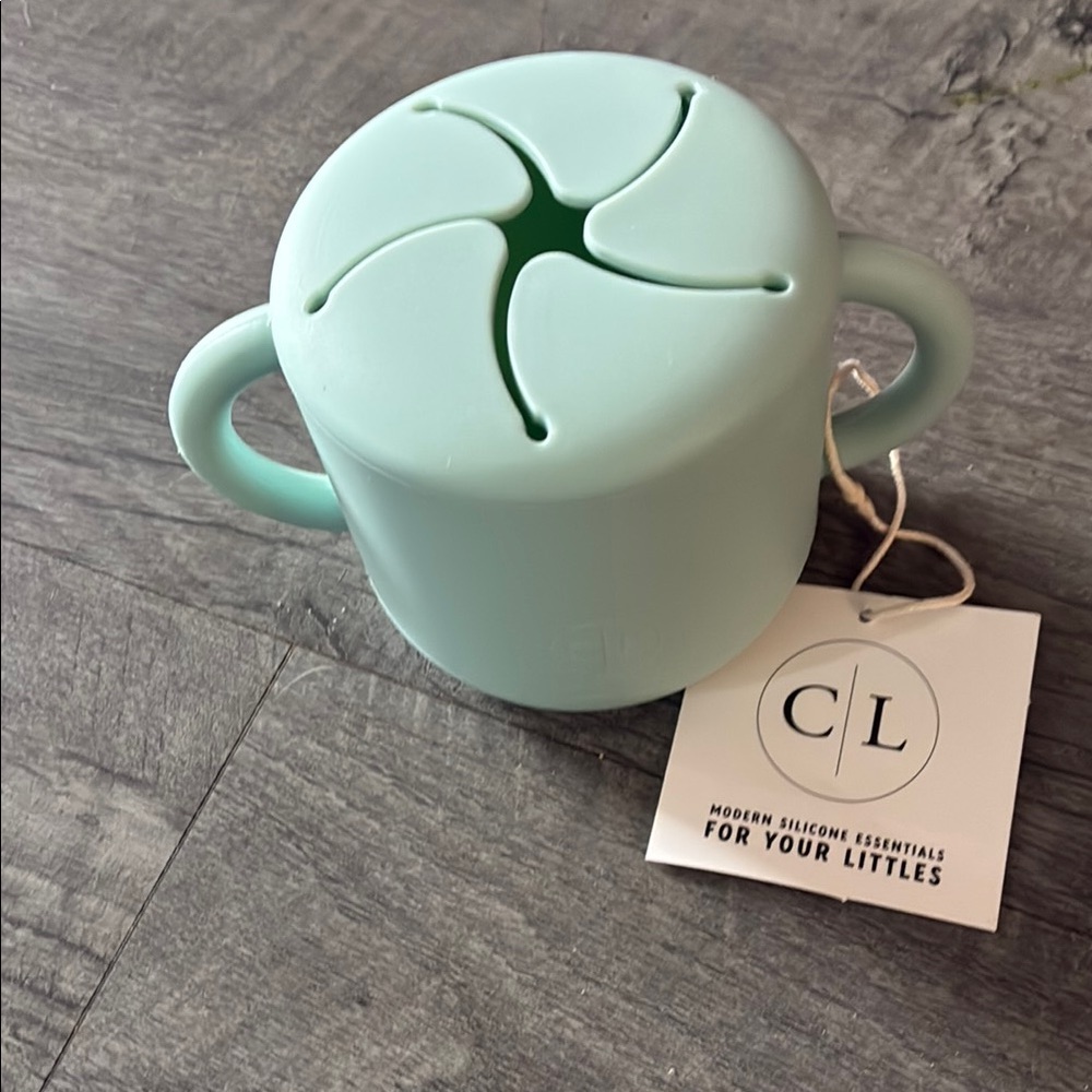 Caden Lane silicone cup